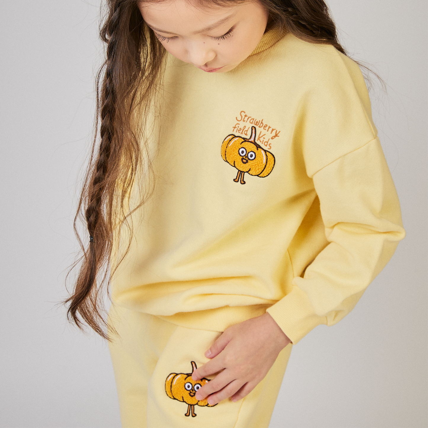 PUMPKIN SWEATSHIRT