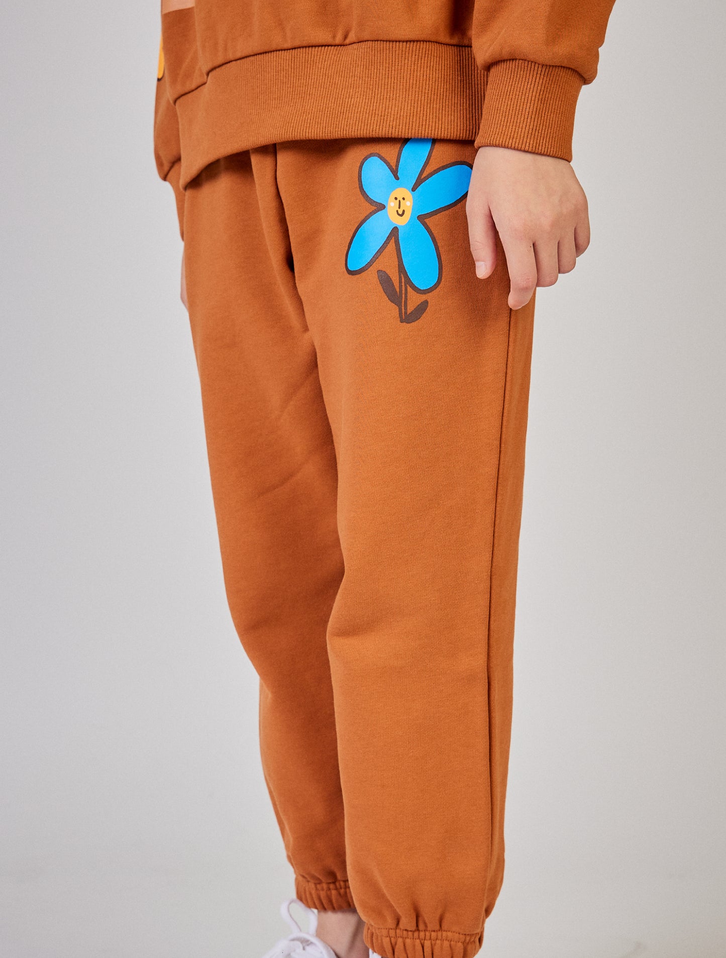 [30% OFF] FLOWER SWEATSHIRT & SWEATPANTS SET